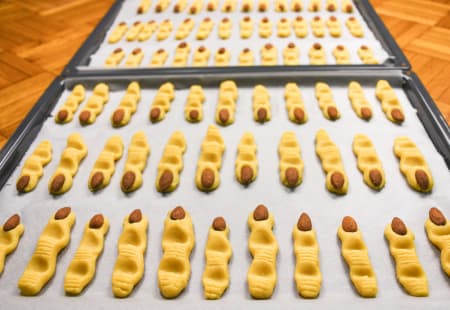 Boston Cooking Class: Spooky Halloween Cookies - Family Fun 2 slide