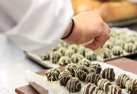 Boston Cooking Class: Discover Chocolate Desserts 5 slide