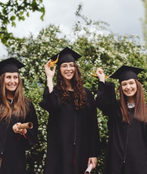 61 Graduation Party Ideas to Celebrate Your Grad