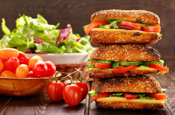 Top 15 Healthiest Fast Food Chains for 2025