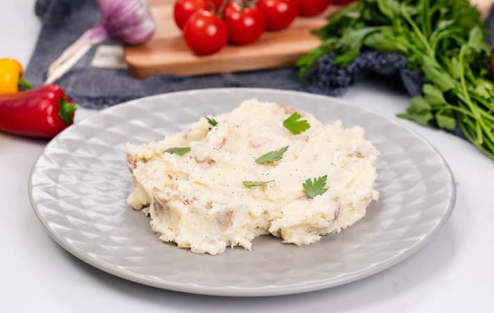 red skin mashed potatoes are a perfect side dish for chicken dishes