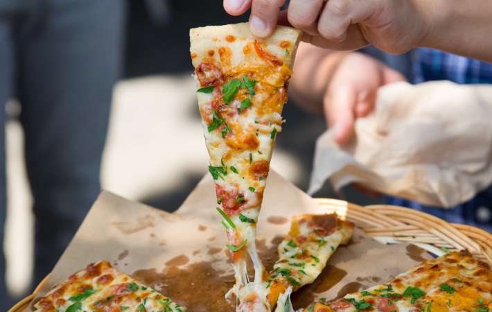 discover williamsburg in brooklyn is a fun pizza tour in nyc
