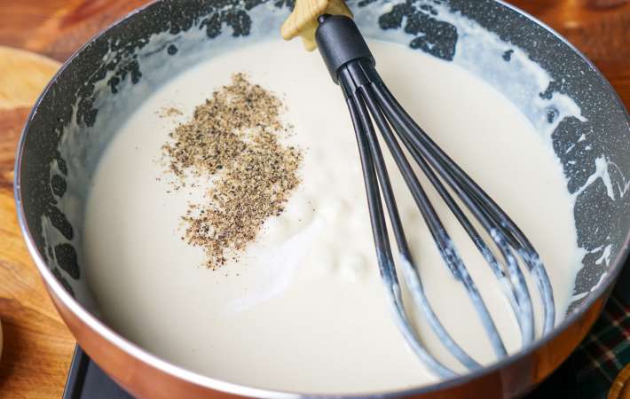 how to make sausage gravy from scratch