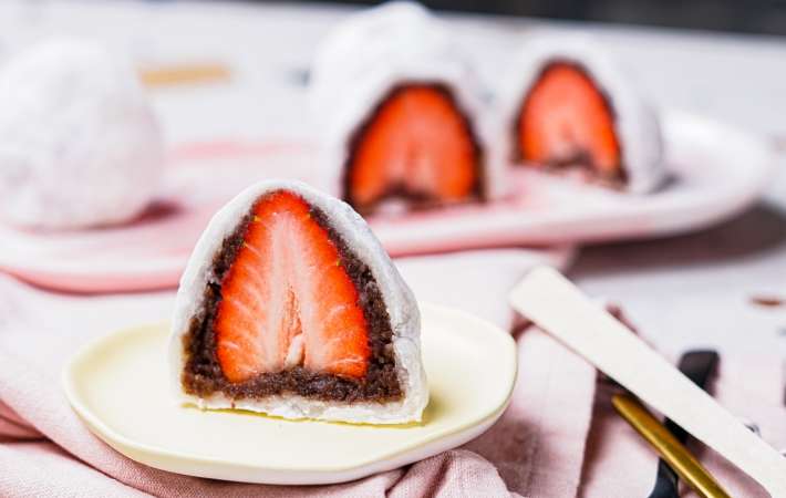 try this gluten free strawberry mochi as a summer dessert