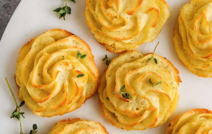 beautiful and easy duchess potatoes