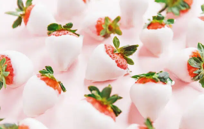 frozen yogurt covered strawberries are an easy healthy gluten free dessert