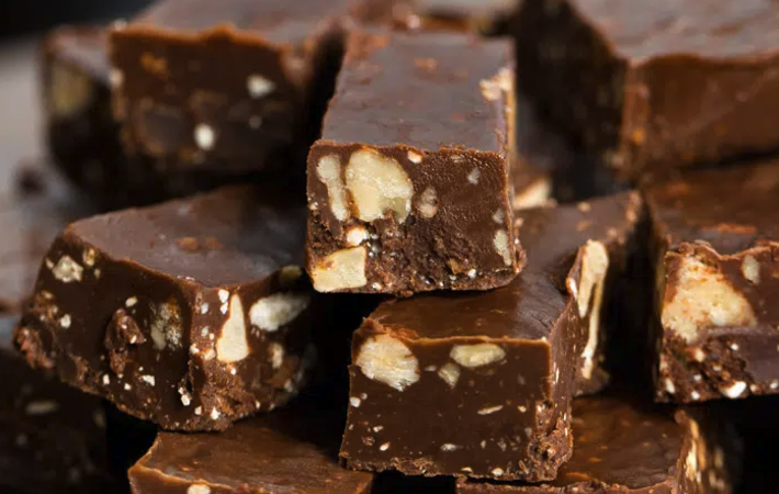 crunchy fudgy keto candy bars are a delicious gluten free dessert