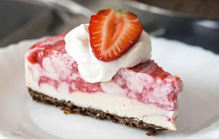 strawberry swirl cheesecake is a vegan and gluten free strawberry dessert