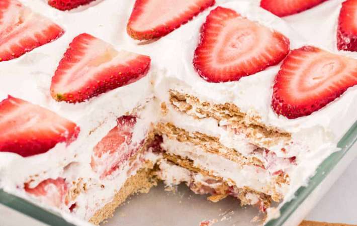 strawberry icebox cake is a cool, easy-to-make strawberry treat