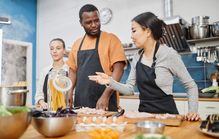 Beginner cooking class in London