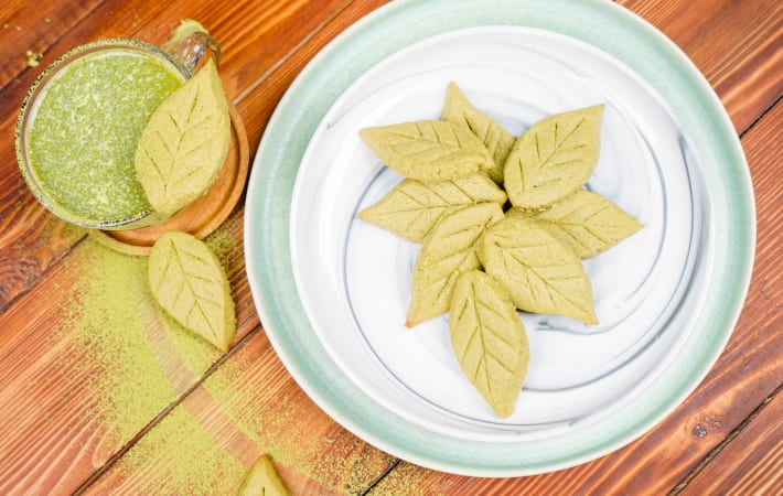 matcha cookies are beautiful and buttery asian desserts