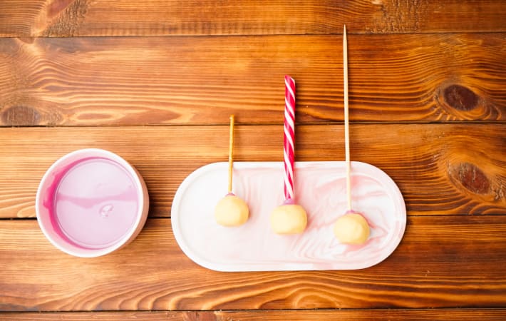 how to make cake pops without lollipop sticks