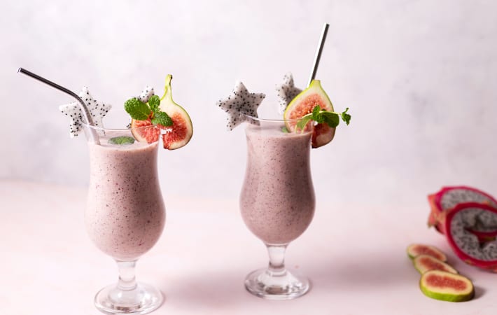 dragon fruit smoothie is a delicious and refreshing gluten free breakfast
