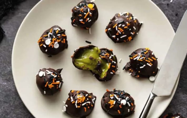 sweet, oozy vegan creepy creme truffles are a fun halloween dessert
