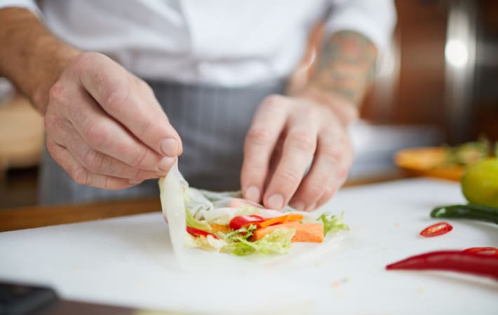 Spring rolls in a Chinese cooking class in London