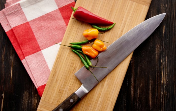 Beginner's Guide to Kitchen Knives - QFC