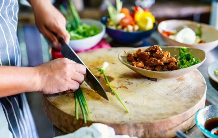 Creating gourmet dishes: 10 Tips to cook like a chef