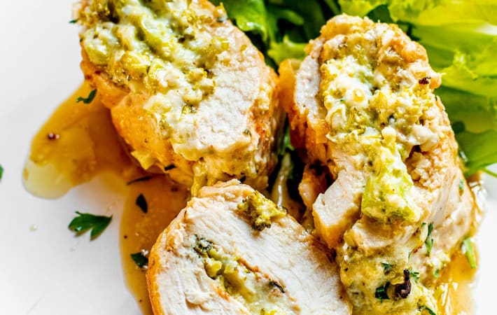 broccoli stuffed chicken breast is a kid-friendly healthy chicken breast recipe