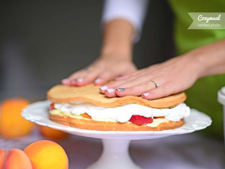 Cooking Class Modern Cake Decorating With Chef Clemence
