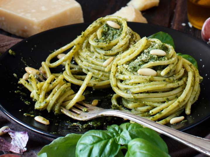 Make Pesto Pasta From Scratch