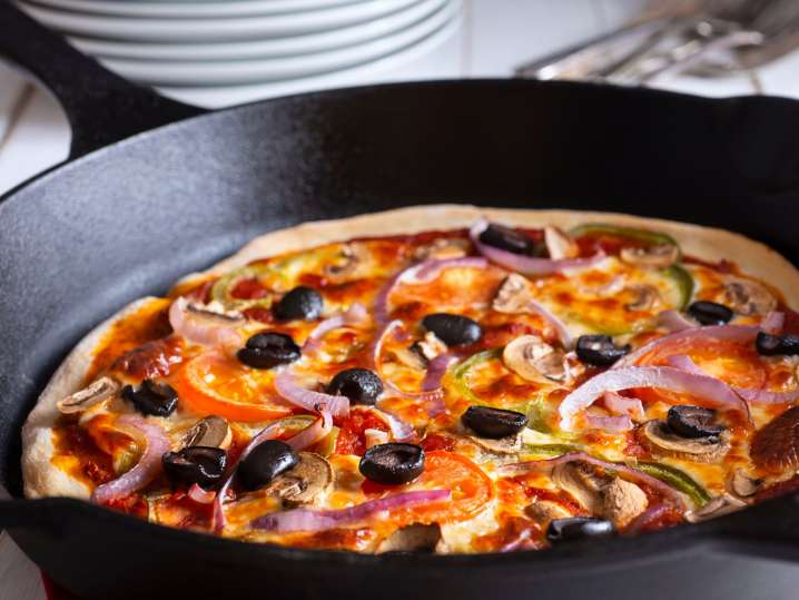 Master the Skillet Pizza