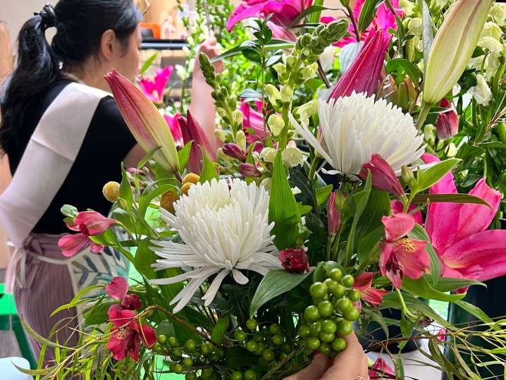 Floral Arranging For Mom