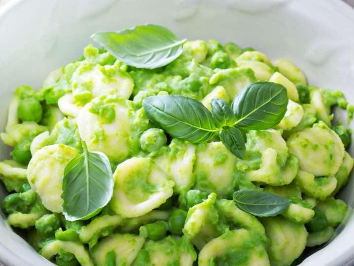 Pasta With Fresh Peapods