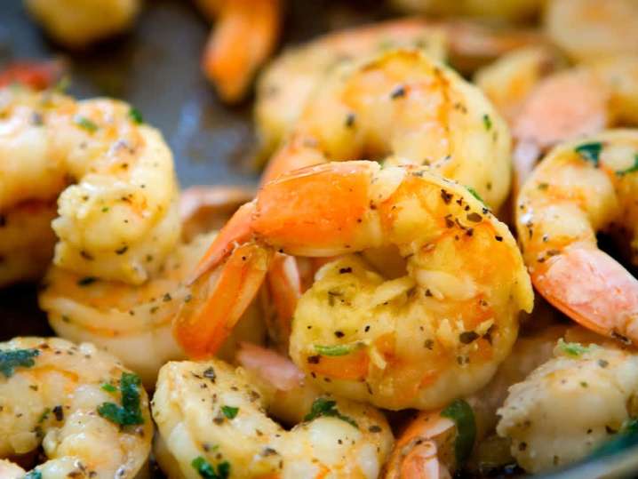 sauteeing shrimp | Classpop Shot