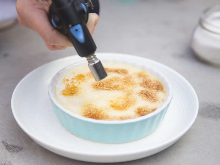 making brulee | Classpop Shot