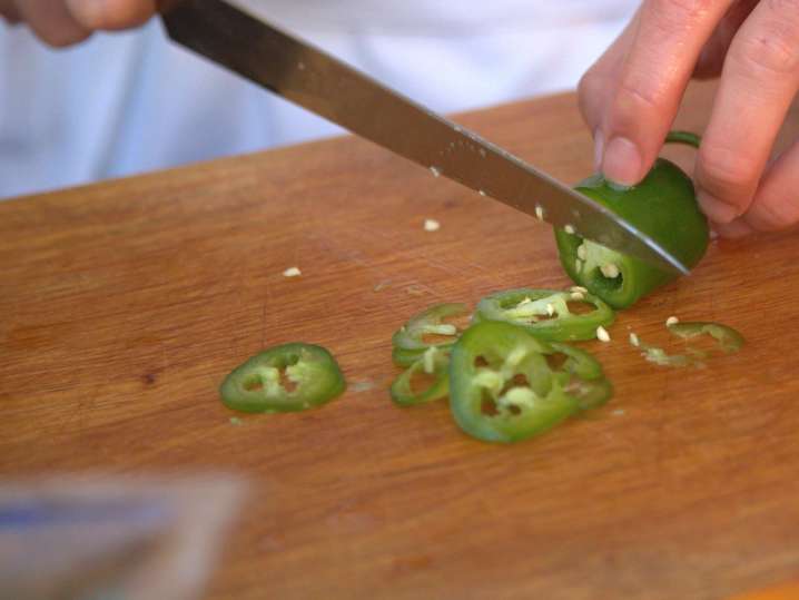 slicing jalapenos | Classpop Shot