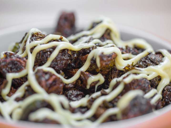 deep fried brussels sprouts | Classpop Shot