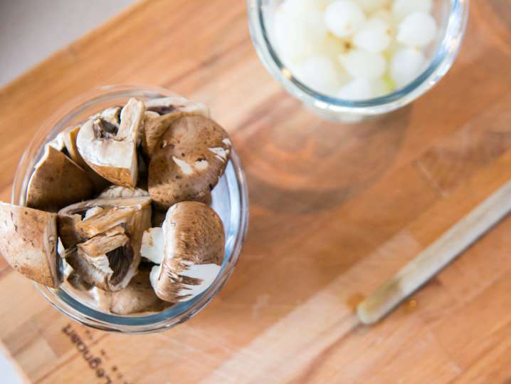 White Wine Mushroom Gravy | Classpop Shot