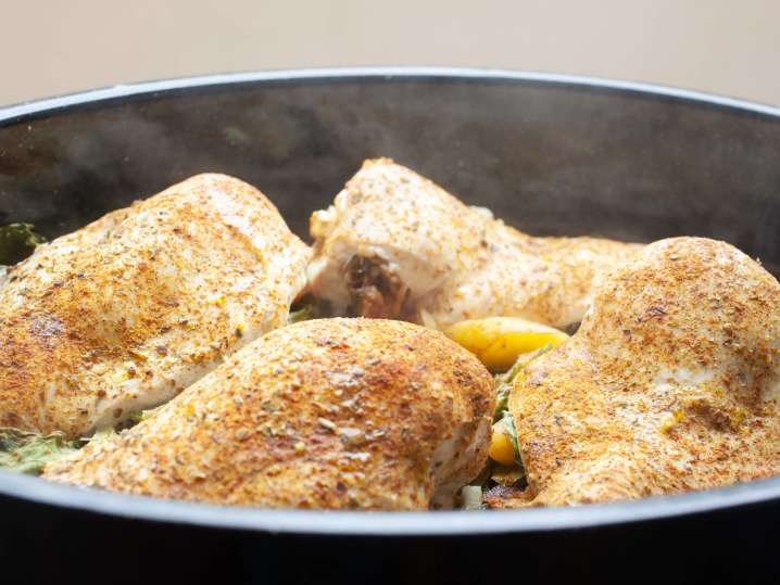 cooking chicken breast in spices and yogurt | Classpop Shot