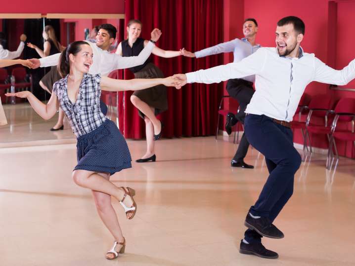 Swing and Lindy Hop for Beginners: Four-Class Series