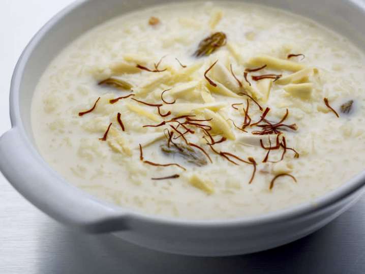 Spiced Rice Pudding with almond and persian raisins | Classpop Shot