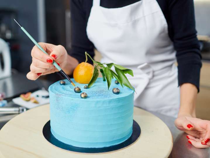 Cake Decorating Techniques