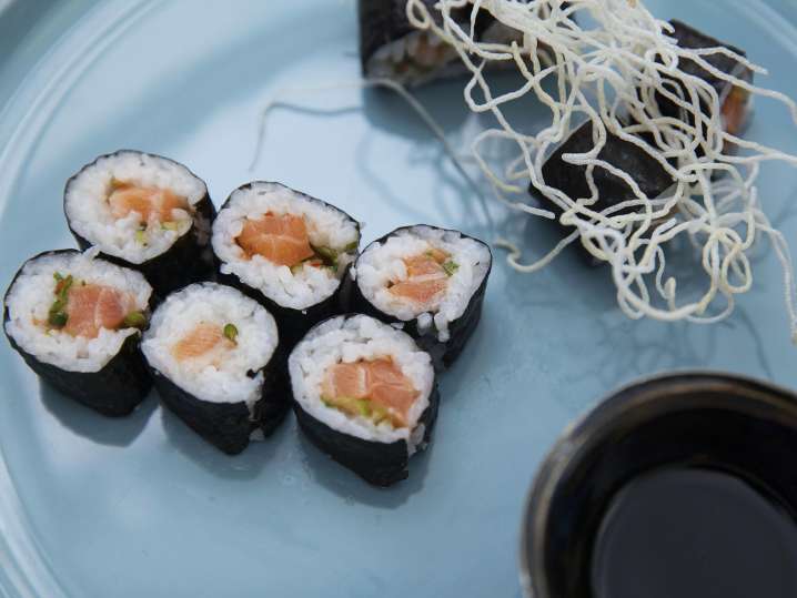 Simple Sushi Rolls at Home