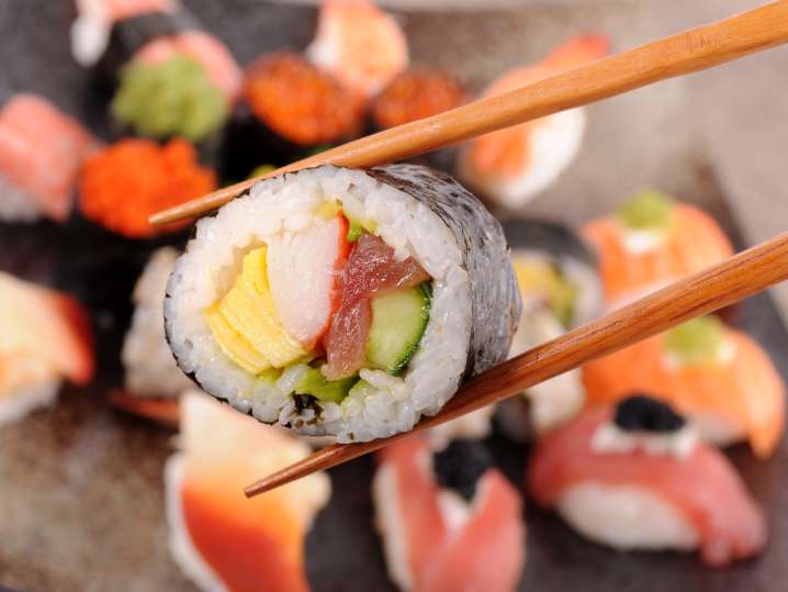 Sushi Showdown: Make the Best Roll to Win