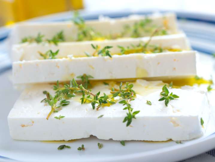 feta cheese with olive and herbs | Classpop