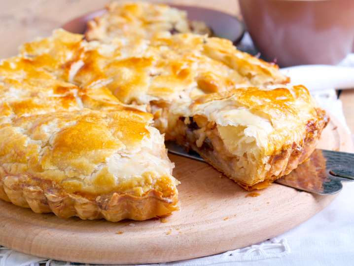 Host a Hobbit-Themed Tea Party