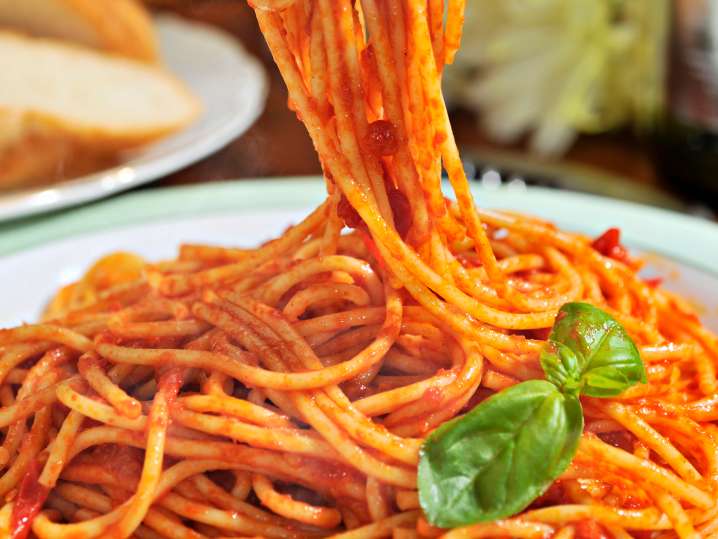 Make Marinara and Pasta From Scratch