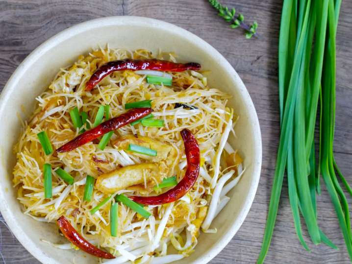 Cook a Classic Vietnamese Fare