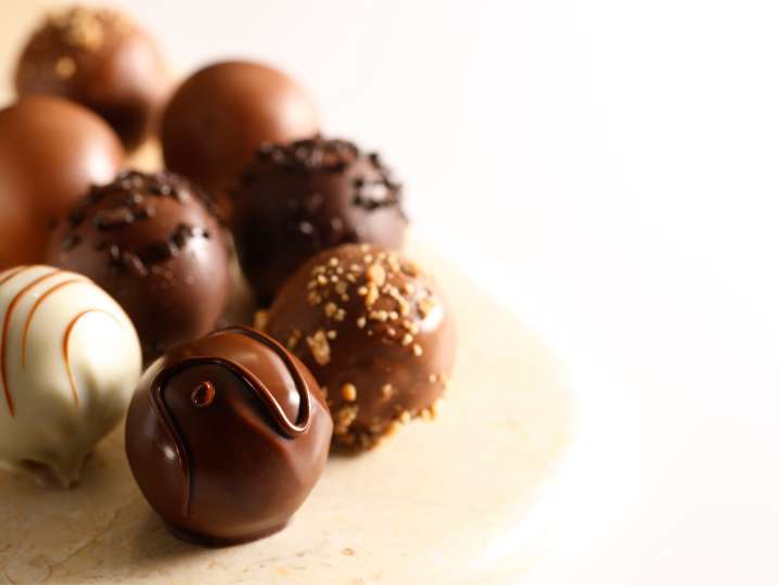 Make Tantalizing Chocolate Truffles