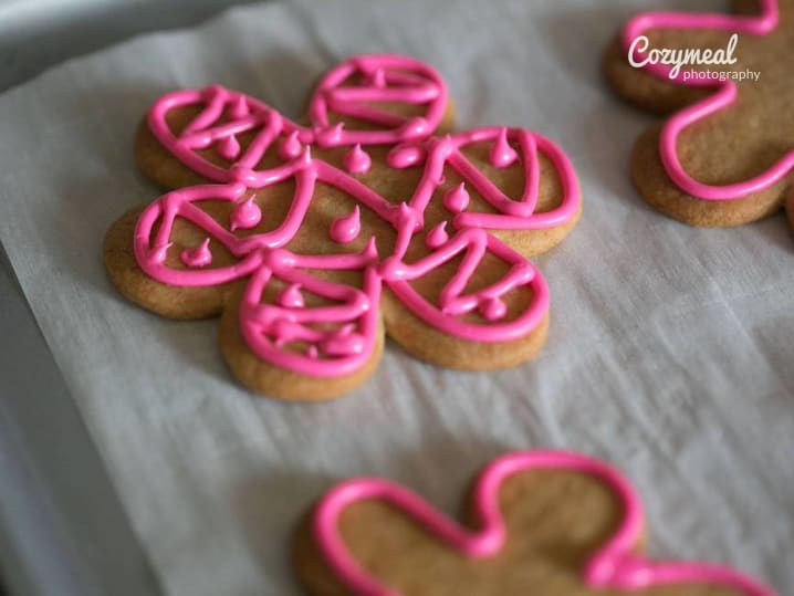 cookie decorating