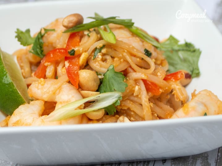 plated Pad Thai
