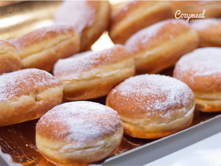 Bomboloni