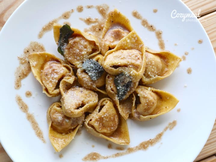 Cappelletti with brown butter and sage