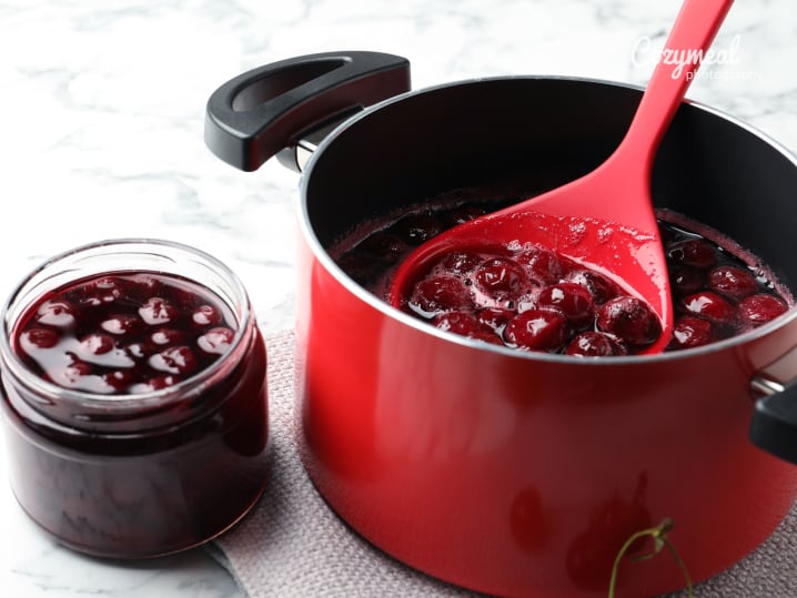 Cooking cherry filling