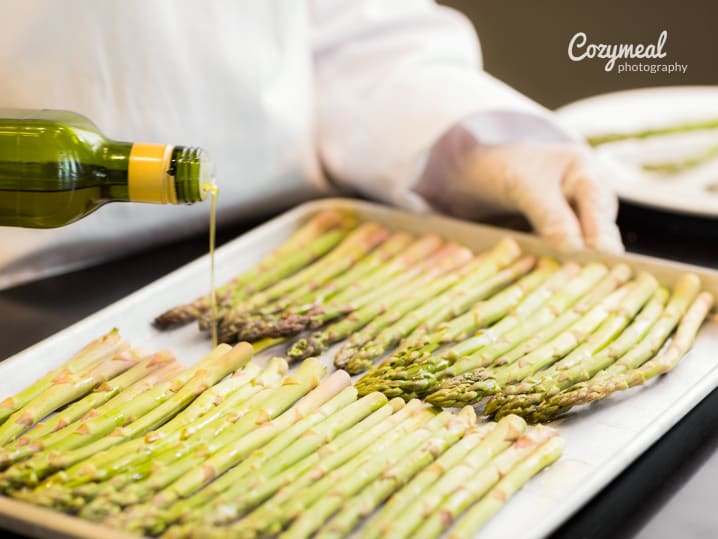 Grilling asparagus