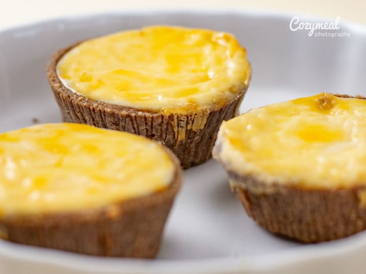 Hong Kong custard egg tarts